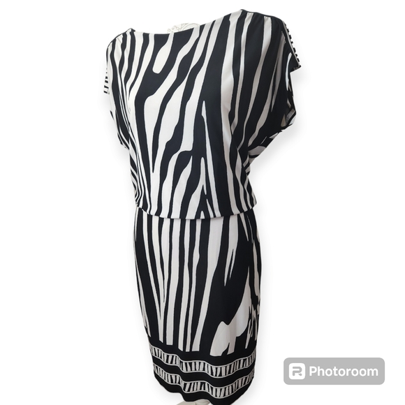 Cache Black & White Zebra Print Open Back Blouson Dress size 6 - Picture 3 of 9